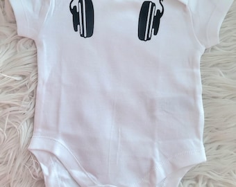 Baby DJ disc jockey music rave house dance headphones funny baby bodysuit - Available in sizes 0-3 months - 2Y