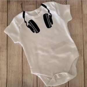 Baby DJ disc jockey music rave house dance headphones funny baby bodysuit - Available in sizes 0-3 months - 2Y