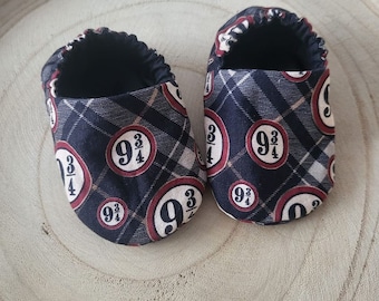 Wizard theme baby crib shoes / booties / socks - sizes 0-6 months or 6-12 months