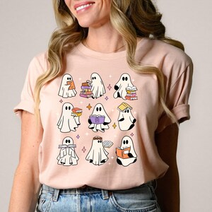 Halloween Retro Ghosts Reading Books Teacher Librarian Halloween Gift Spooky Season Trendy Shirt Gift Halloween Book Lover