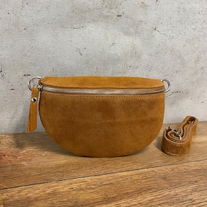 Bauchtasche Veloursleder in 3 Größen S/M/Xl Leder Umhängetasche Crossbody Tasche Gürteltasche Silber Details Bild 9