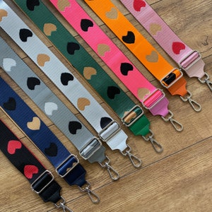 Breiter Schultergurt mit Silbernen Verschluss | Taschengurt für Handtaschen & Bauchtaschen | Wechselgurt mit Herz Details für Damen
