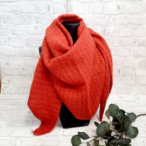 Damen XXL Schal Poncho Winter Dreieckstuch Tuch mit Wolle Bouclé Unifarben Basic Orange