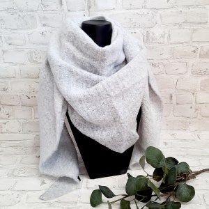 Women's XXL scarf poncho winter triangular scarf with wool bouclé plain colors basic White