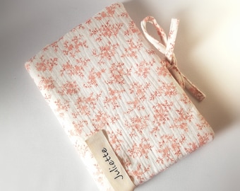 Personalized health book cover, customizable, beige fabric, peach floral double gauze, birth gift idea, first Christmas gift