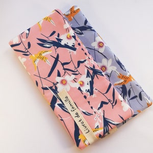Protects personalized family booklet pattern birds blue or pink background, birth gift, wedding gift