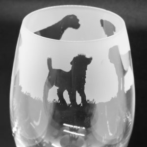 BORDER TERRIER GLASS 35cl Wine Glass with Border Terrier Frieze Design