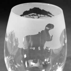 HIPPO GLASS | 36cl Stemless Wine / Water Glass with Hippo Frieze Design