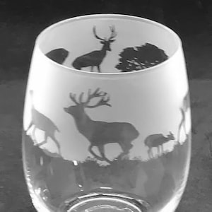 STAG DEER GLAS | 36cl Stemless Wine / Water Glass with Deer Stag Frieze Design
