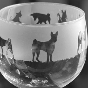 BASENJI Gin Glass | 70cl Glass Gin Balloon with Basenji Dog Frieze Design