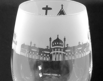 BRIGHTON WINE GLASS 35cl Wine Glass with Brighton Skyline Frieze Design
