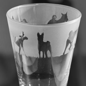 BASENJI PINT GLASS | 57cl Conical Pint Glass with Basenji Dog Frieze Design