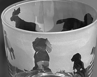 WORKING COCKER SPANIEL Tumbler |  30cl Glass Whisky Tumbler with Working Cocker Spaniel Frieze Design