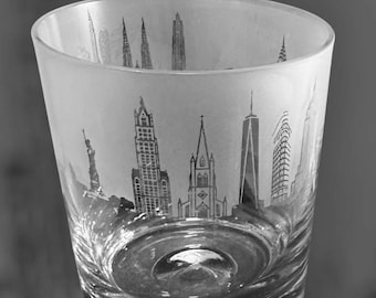 NEW YORK HORIZON | Glazen whiskybeker van 30 cl met gegraveerd Big Apple City Skyline Frieze-ontwerp