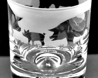 PIG GLASS | 30cl Glass Whisky Tumbler with Pig Frieze Design