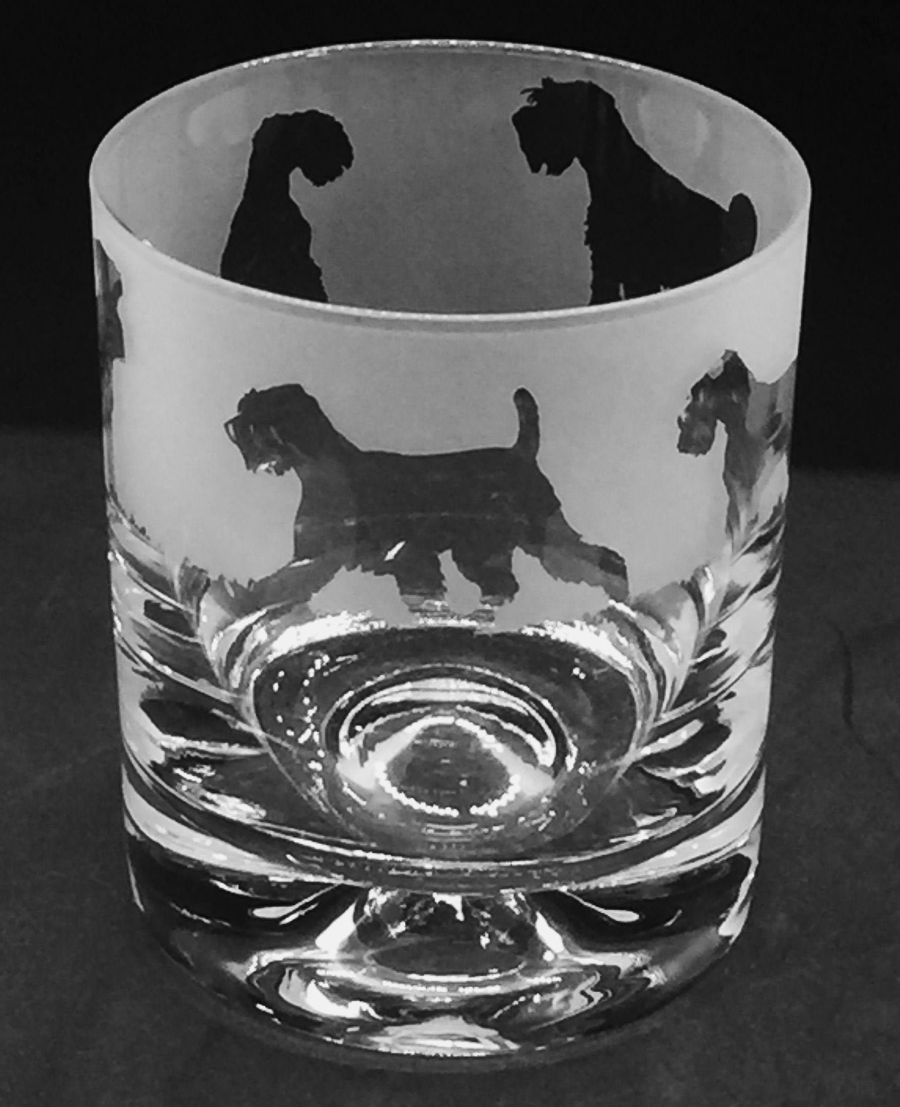 シュナウザーグラス | シュナウザーフリーズデザインの30clガラス製