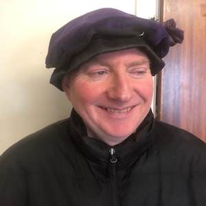 Renaissance  faire tudor eliabethan hat with feather