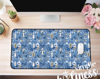 Blauwe en gouden bloemen met blauwe achtergrond Marian bureaumat/katholieke computermat, bureaudecor, laptopmat, muismat, moederdagcadeau