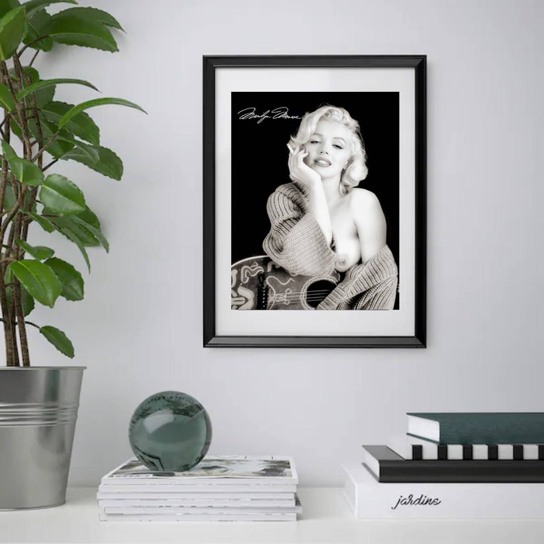 Marilyn Monroe Smoking Guitar Nude Breast Black and White Art - Etsy