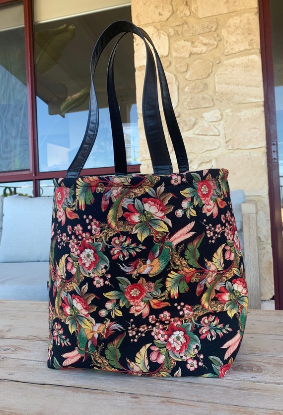 Tote bag with drawstring closure new arrivals