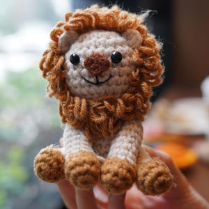 Kit de crochet de león para principiantes, kit de inicio de amigurumi fácil, con video imagen 1