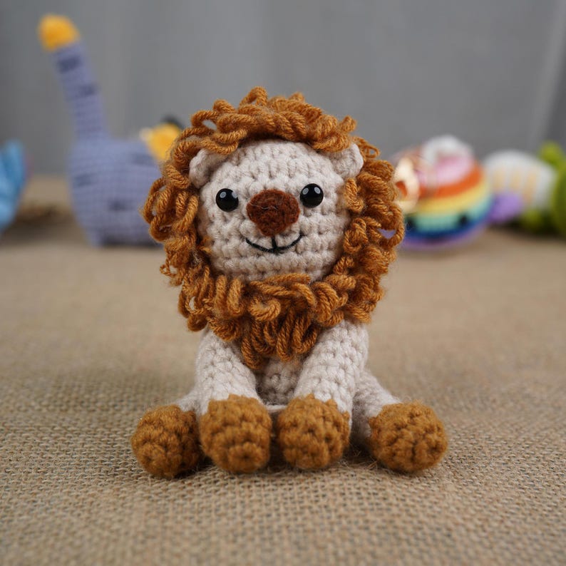 Lion Crochet Kit for DIY Beginners, Amigurumi Keychain, Craft Gift image 1