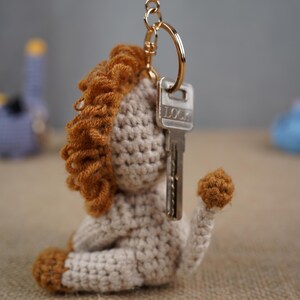 Lion Crochet Kit for DIY Beginners, Amigurumi Keychain, Craft Gift image 6