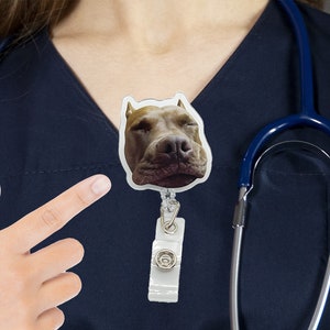 Hoge kwaliteit op maat gemaakte badgehaspel, babygezicht, badgehouders voor hond kat