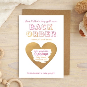Faire-part de grossesse amusant à gratter pour la fête des mères, votre cadeau est en rupture de stock. Vous allez être grand-mère ! Annonce surprise
