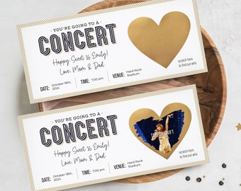 Puede incluir: Dos tarjetas tipo entrada de concierto con áreas doradas en forma de corazón para rascar. Las entradas dicen "YOU'RE GOING TO A CONCERT" e incluyen el texto "Happy Sweet 16 Emily! Love, Mom & Dad." Una entrada revela una foto de Taylor Swift.