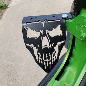 Foot Rest Foot Pegs Fits Jeep JL Wrangler and JT Gladiator (skull) Pair