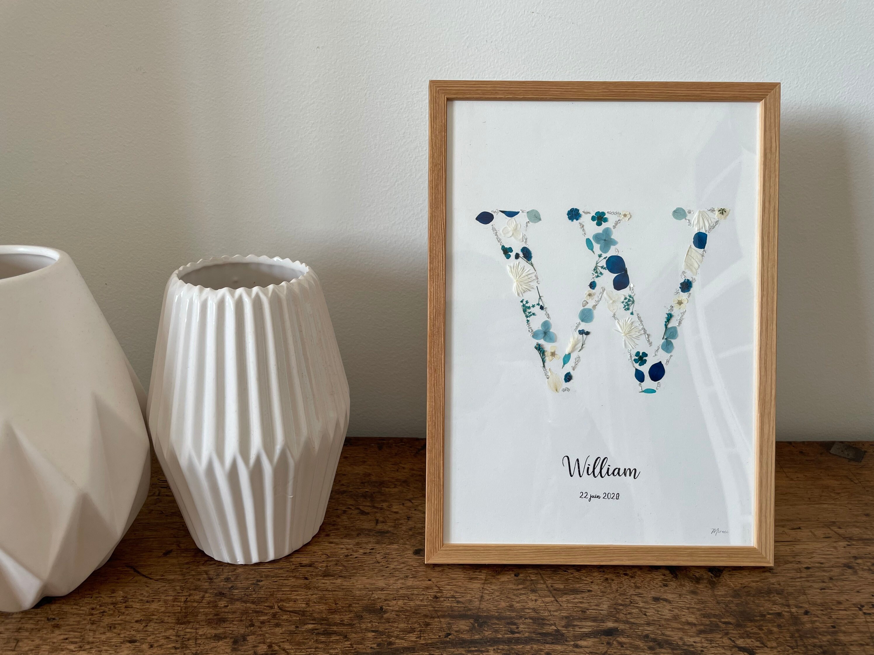 Herbier Confectionné à La Main en France - Lettre Fleurs Séchées et Pressées Personnaliser -Initiale