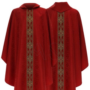 Gothic Chasuble with matching table - all liturgical colors