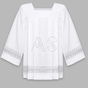 White surplice/cotta with lace