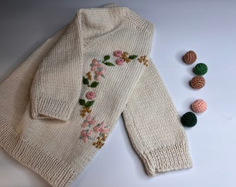 Embroidered baby sweaters