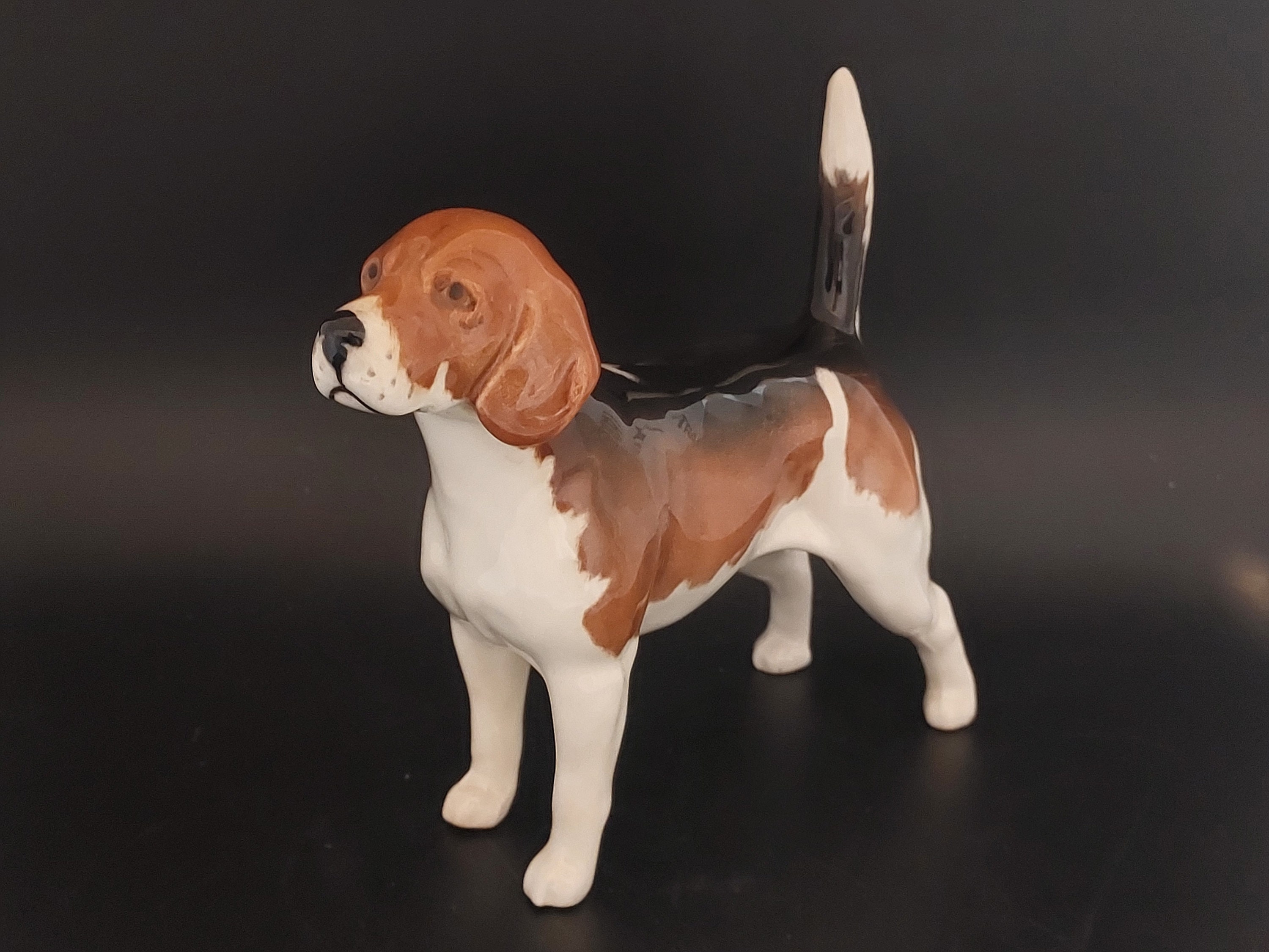 Beswick Beagle - Etsy