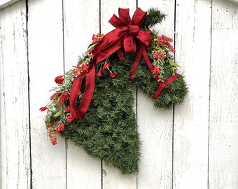 Horse head wreath for front doors, Rustic Horse head Christmas wreath, Farmhouse horse decor, Horse gift, Barn Owner Gift, Equine home decor