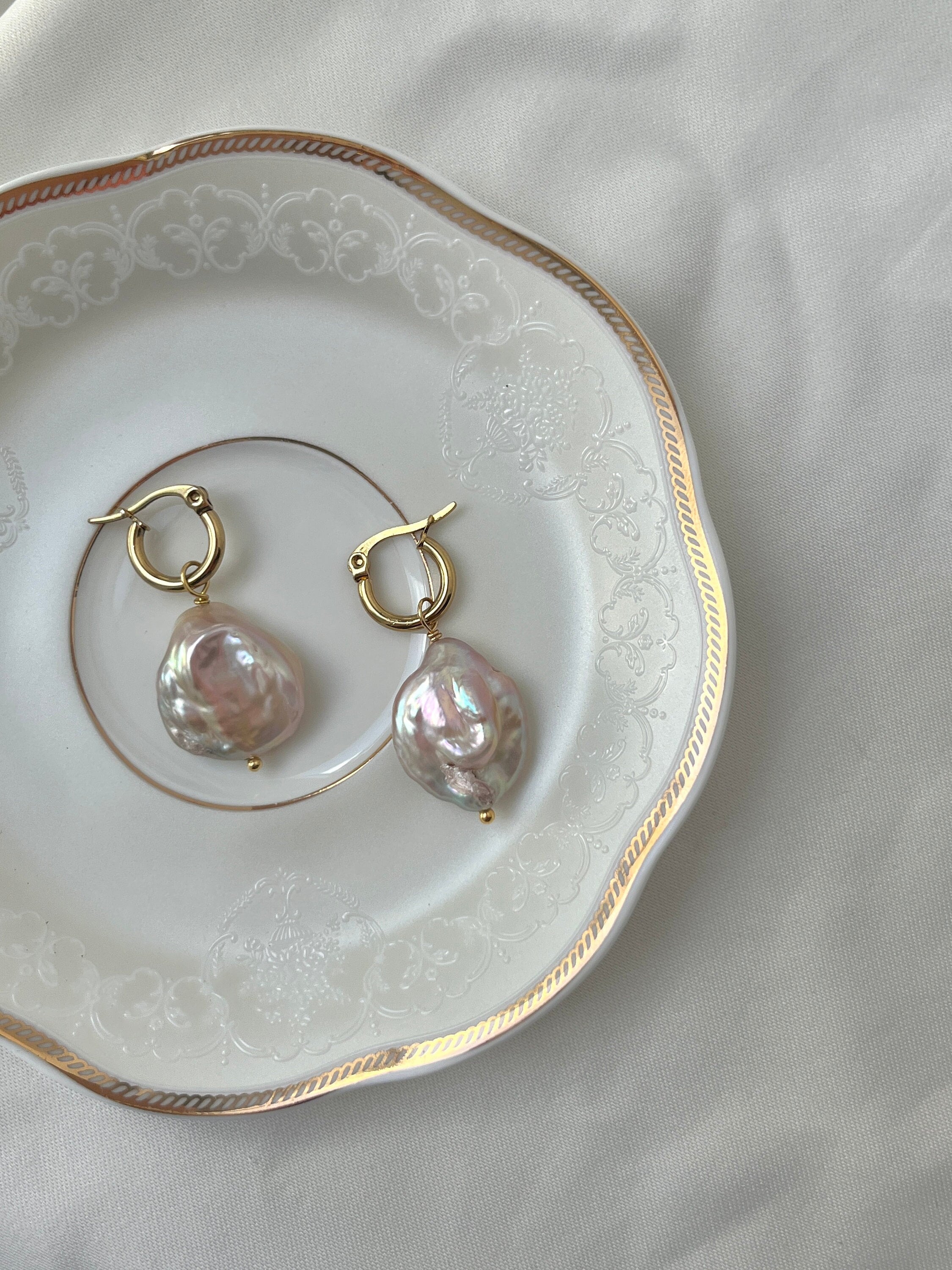 Keshi Pearl Drop Hoop Earrings, Baroque Pearl Gold Hoops, Statement Bridal Earrings