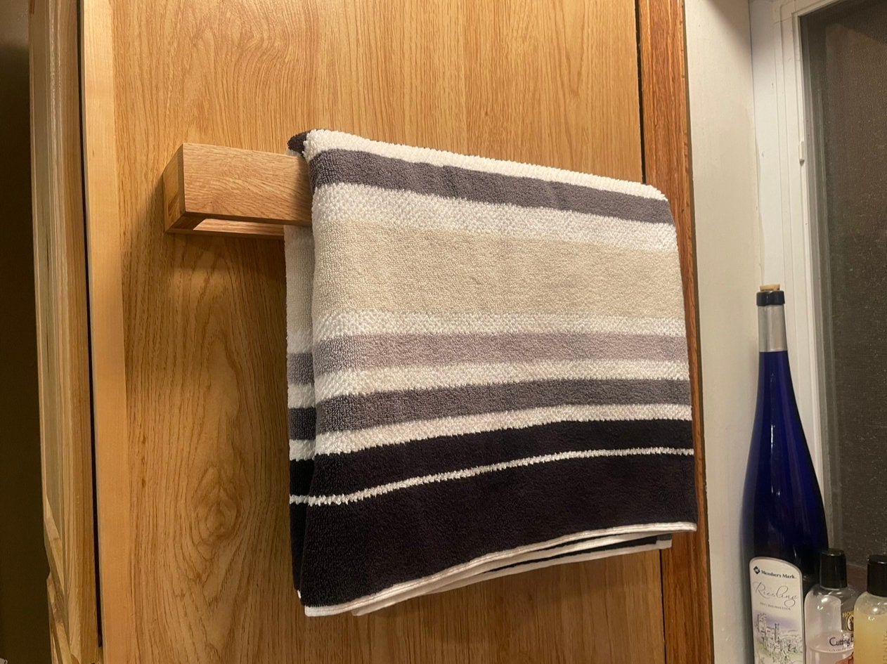 Oak Wood Wall Hook, Wooden Bathroom Towel Holder, Minimal Home Decor  Kitchen Towel Rack Set of 2 