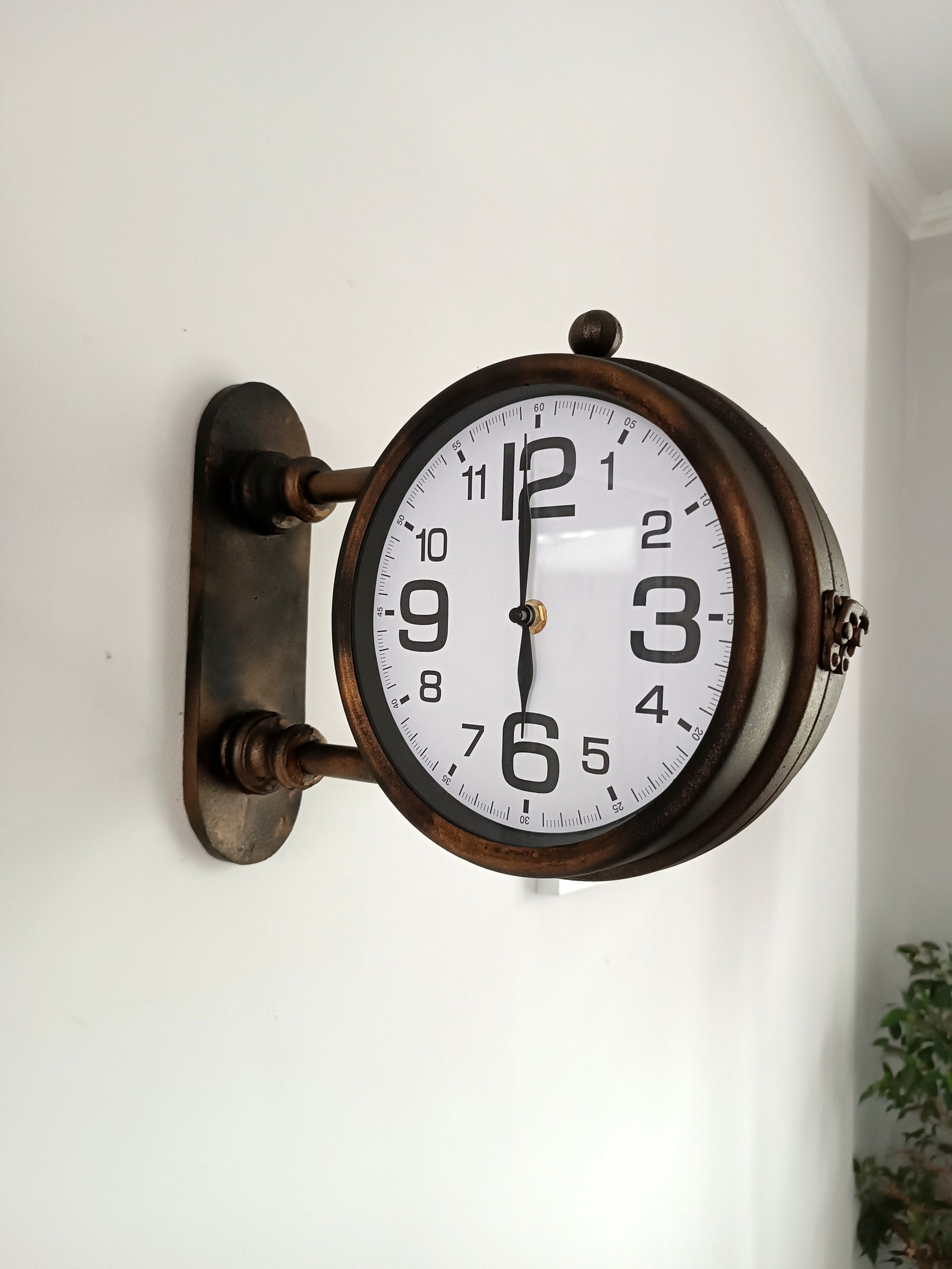 Double Sided Station Wall Clock, Black, Gold Color, Quiet, Railway