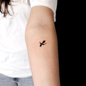 Dragon Semi-Permanent 2-Week Tattoo (Set of 2)