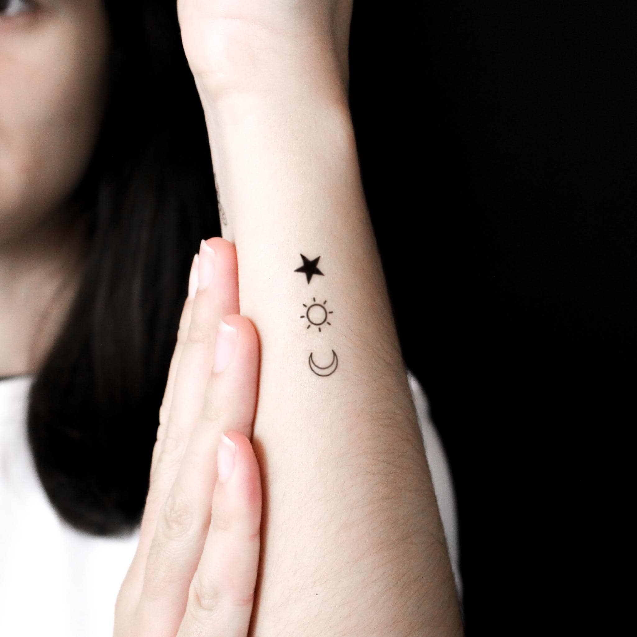 Kleine bijpassende halve maan, zon en ster semi-permanente 2-week tatoeages  (set van 2 + 2 + 2) - Etsy België, image size:2050x2050