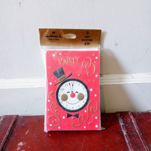 Vintage Midcentury Unused Hallmark pianifica un pacchetto di 8 orologi antropomorfi Top Hat Inviti di carta rossa e oro Compleanno di Capodanno