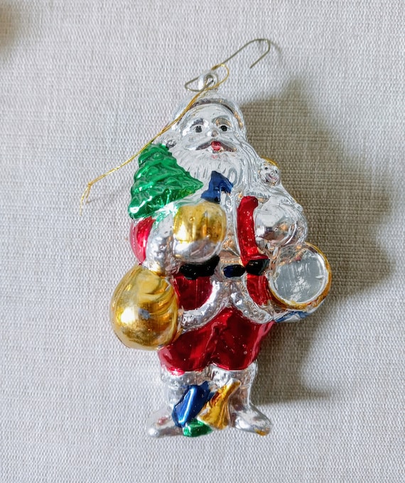 Sold at Auction: Vintage Plastic Christmas Ornaments