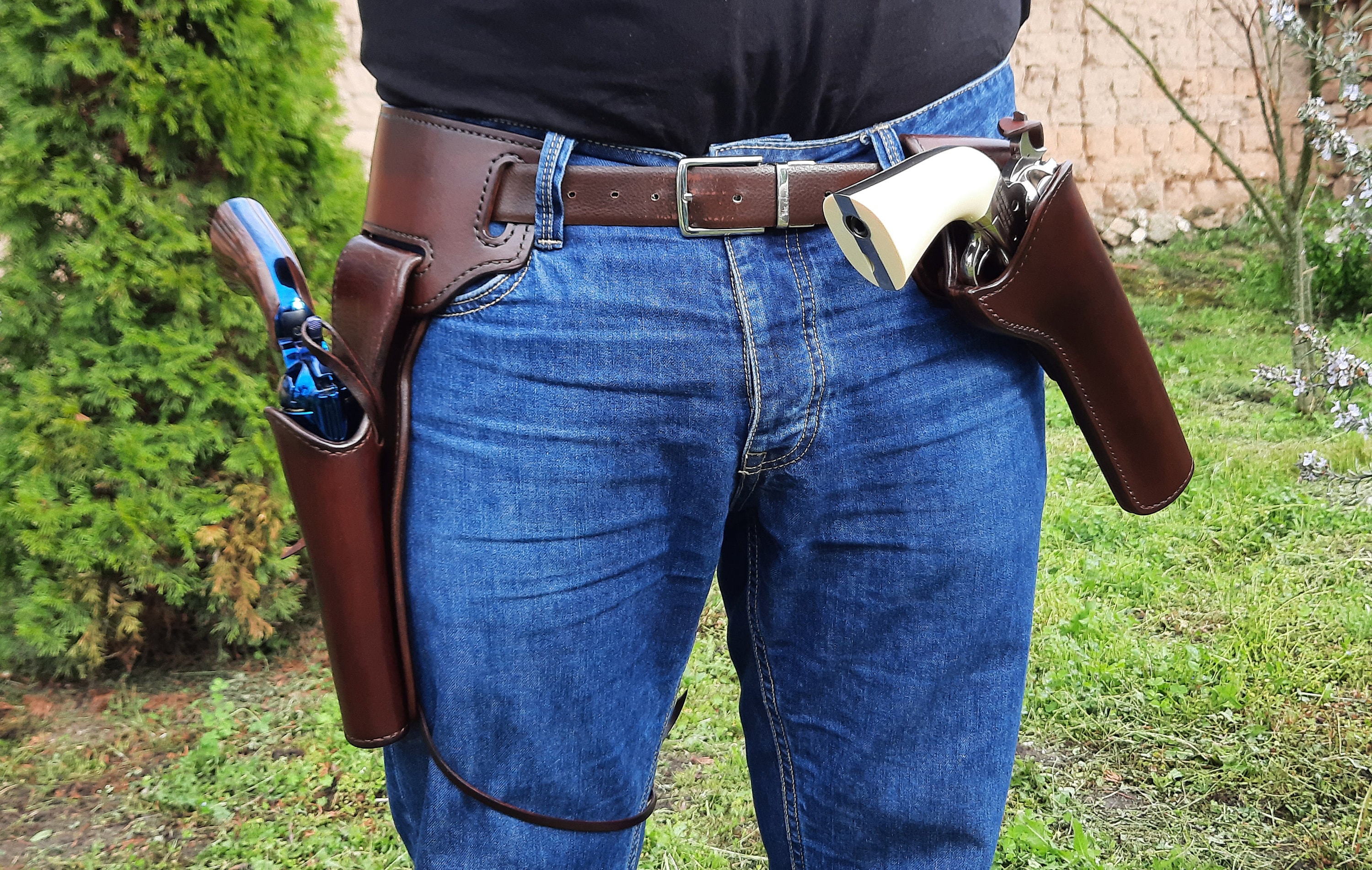 leather holster for single action revolvers Colt SAA clones, custom barrel Fast Draw  (Made to order)