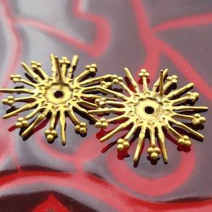 Vintage Miriam Haskell Pair Atomic Starburst Bright Gold Plate Pierced Earrings ~ Unsigned Haskell Earrings 60s-80s ~ Restoration ~ Large 1&quot;
