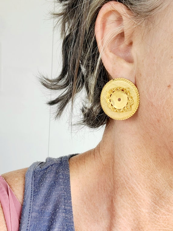 Some Work Required, Miriam Haskell Pair of Gold P… - image 8