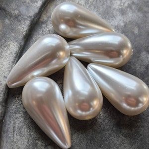 RESTOCKED! White Teardrop Pearl ~ White Large Teardrop Pearl ~ Vintage White Japanese Pearl ~ Bridal ~ Hard Acrylic, Pearlized ~ 27mm x 14mm