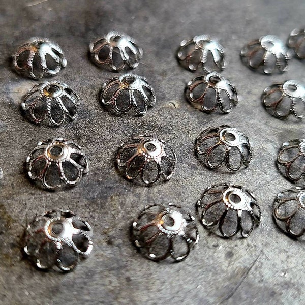 24 Vintage Silver Metal Filigree Bead Caps 8mm Round Victorian Style Beading New Lower Price!