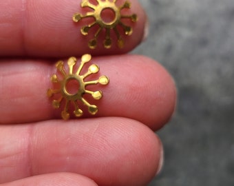 2 Vintage Starburst Bead Caps 10mm -gold plate ~ Bright Gold plate Miriam Haskell Bead cap